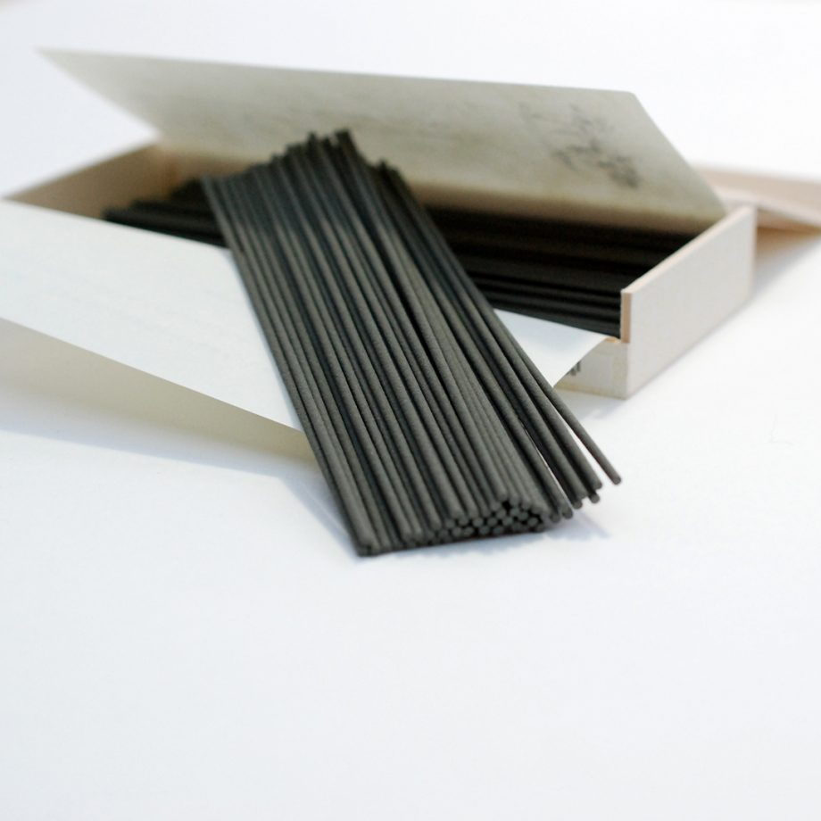 Hakuun : White Cloud (170 short sticks)