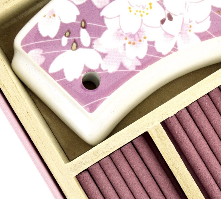 Shiawase no Kaori with Sakura Holder