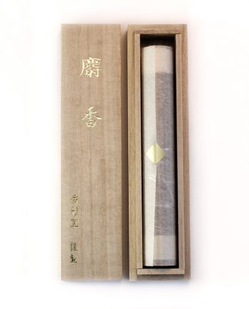 Plant-based Musk (sandalwood and benzoin)